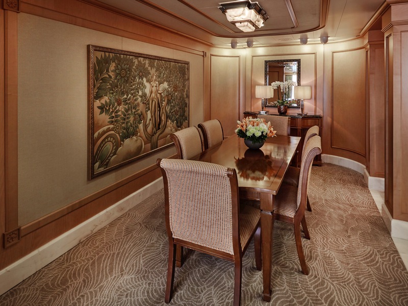 Queens Grill Grand Suite